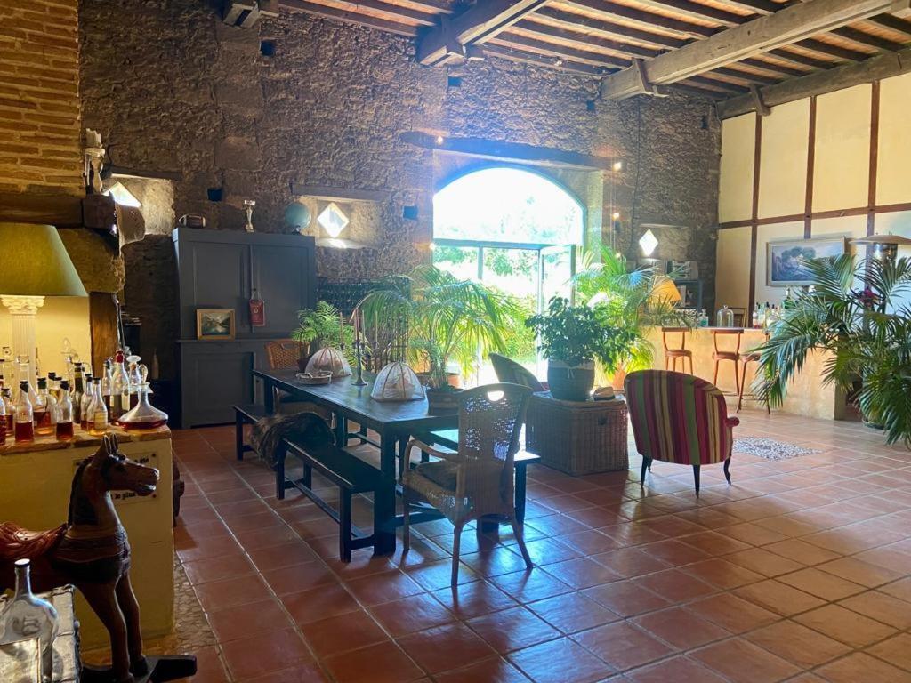 Monguilhem Maison D'Hotes Le Chai D'Armagnac מראה חיצוני תמונה