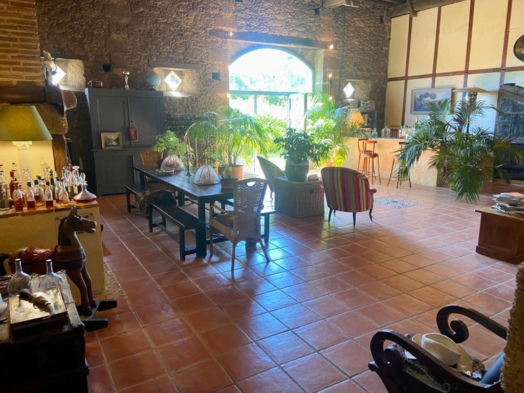 Monguilhem Maison D'Hotes Le Chai D'Armagnac מראה חיצוני תמונה