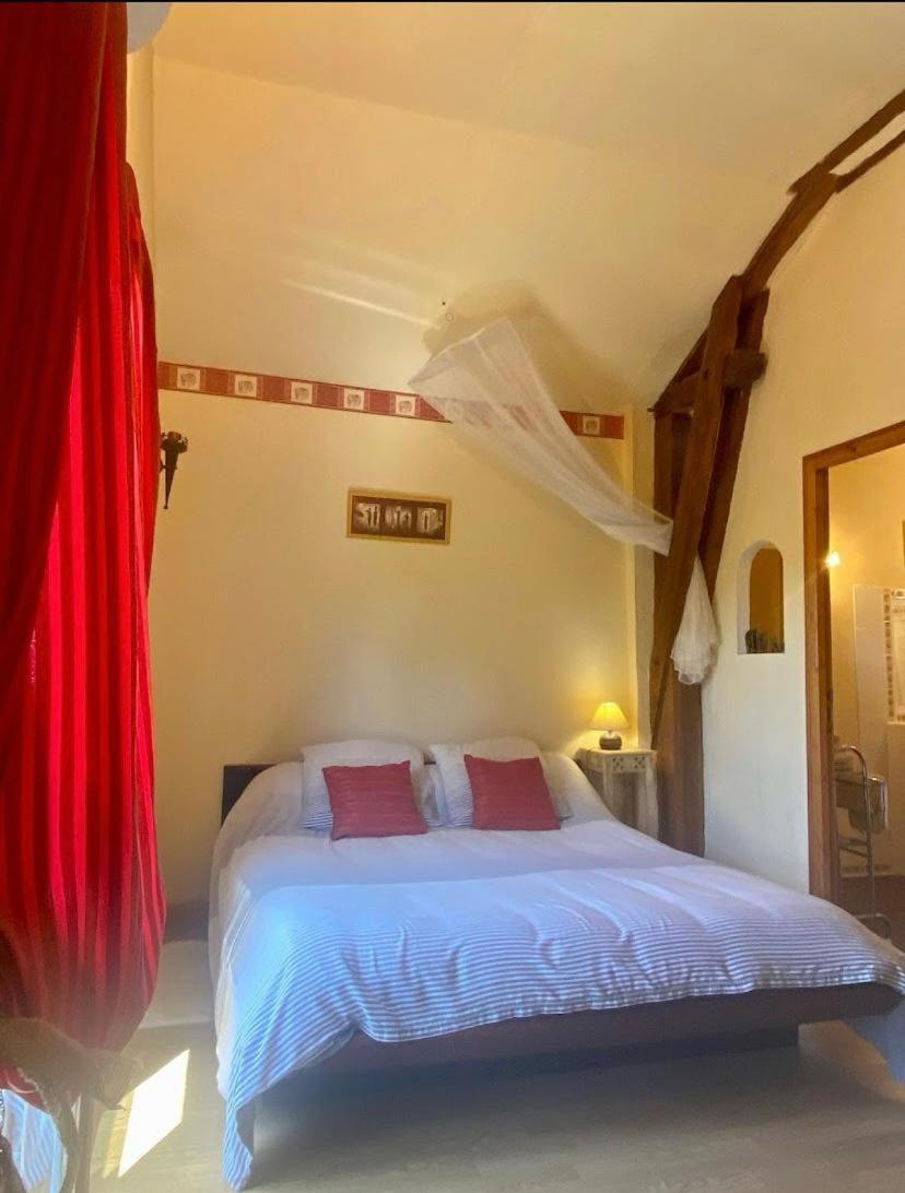 Monguilhem Maison D'Hotes Le Chai D'Armagnac מראה חיצוני תמונה